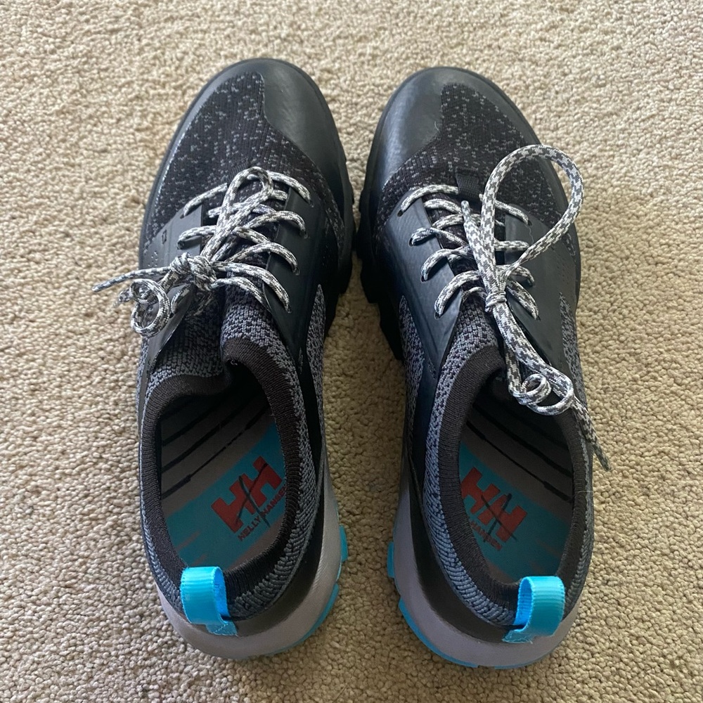 Helly Hansen running shoes 8
